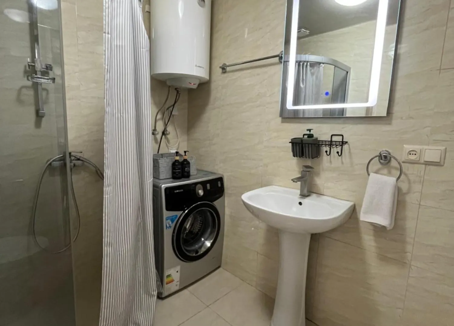 Ferienwohnung Sea Towers Lux 17-05 Batumi